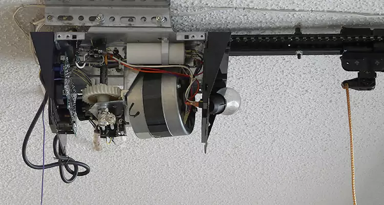 Emergency Garage Door Opener Repair in North Miami, FL