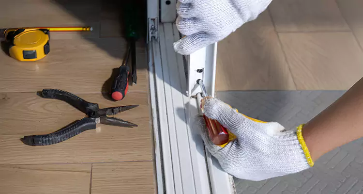 Screen Door Wheel Replacement in North Miami, FL