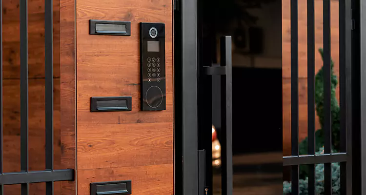 Automatic Door Maintenance in North Miami, FL