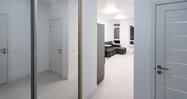 Modern Mirrored Closet Doors Repair in North Miami, FL