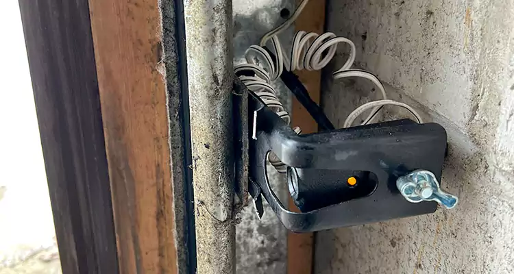 Fix Broken Garage Door Sensor in North Miami, FL