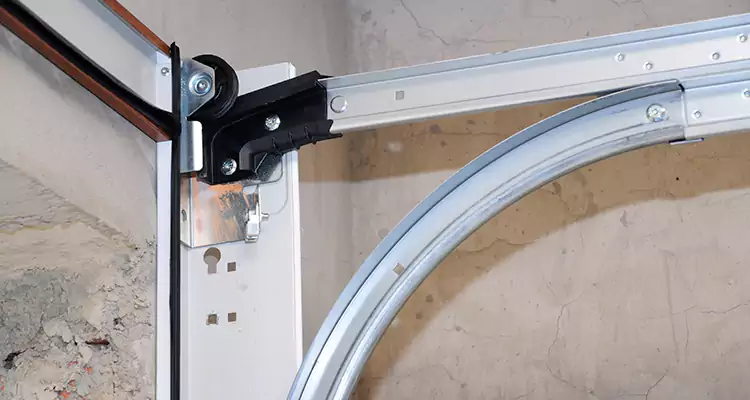 Maintain Liftmaster Garage Door Off Track in North Miami, FL