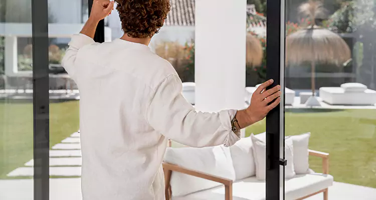 Sliding Screen Door Maintenance for Closing Issues in North Miami, FL
