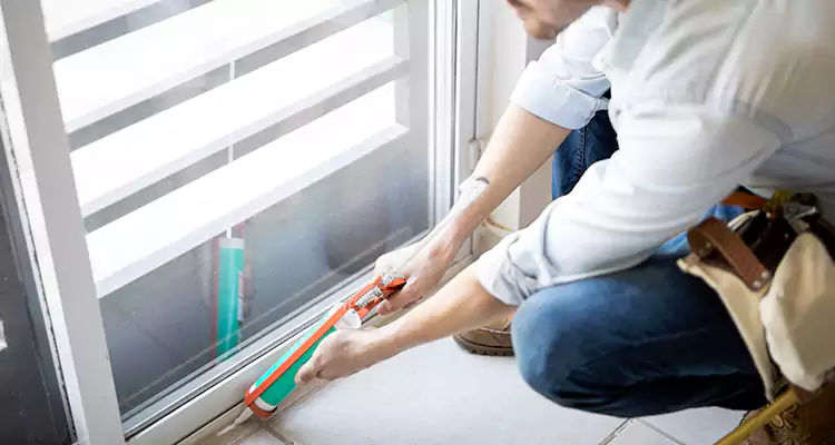Dap Window Caulk Repair in North Miami, FL